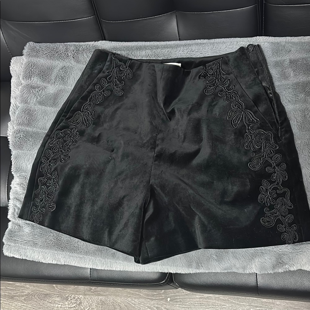 Elegant Black Embroidered Women's Shorts